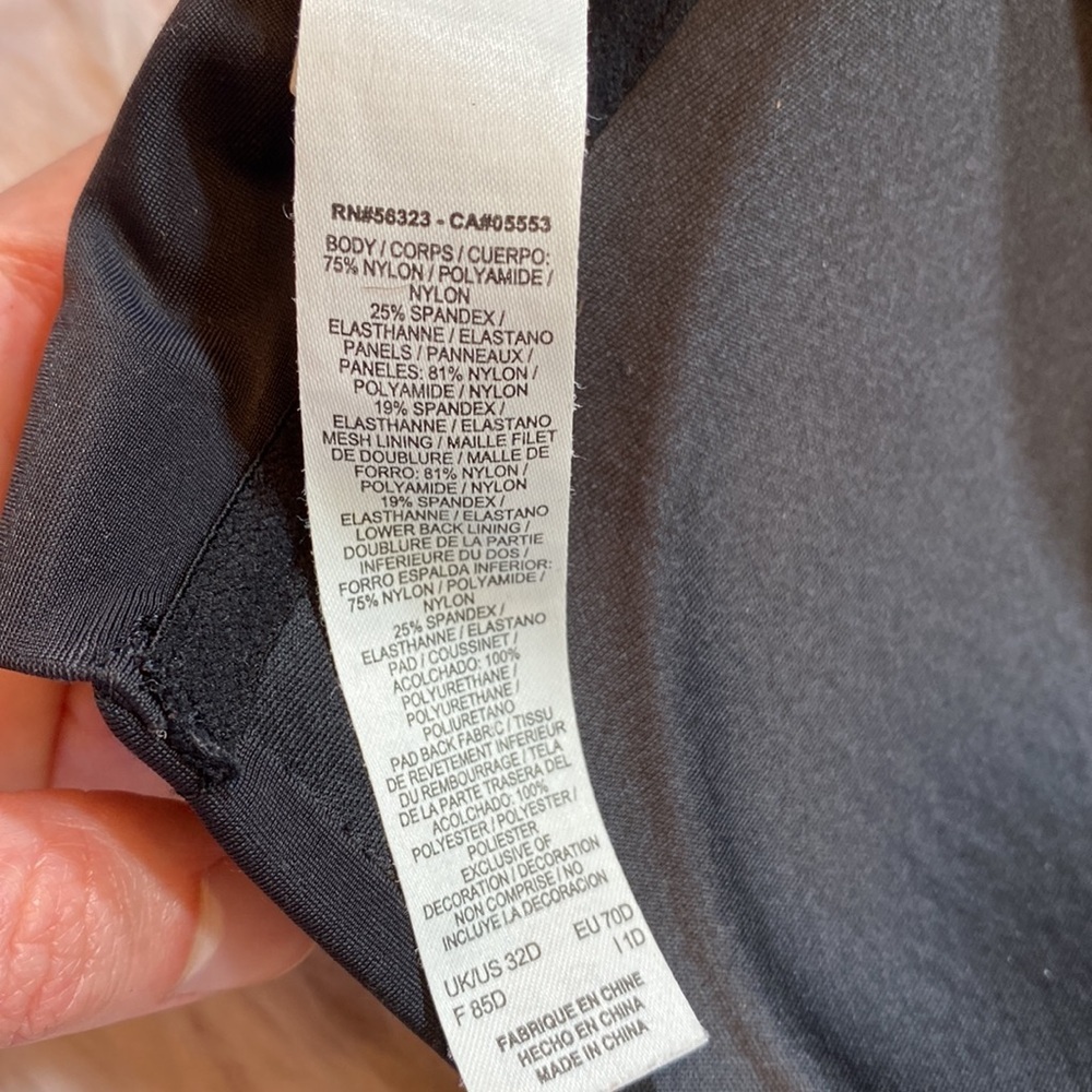 Nike Black Racerback Molding Sports Bra - Picture 8 of 9
